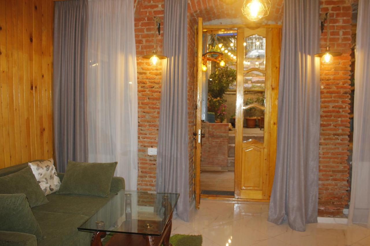Appartement 19Th Century à Tbilissi Extérieur photo